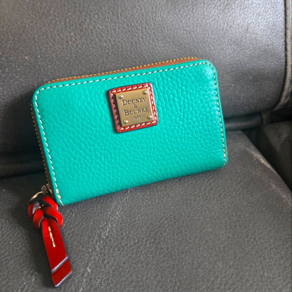 NWT DOONEY & BOURKE SPEARMENT PEBBLE GRAIN SMALL CARD HOLDER WALLET